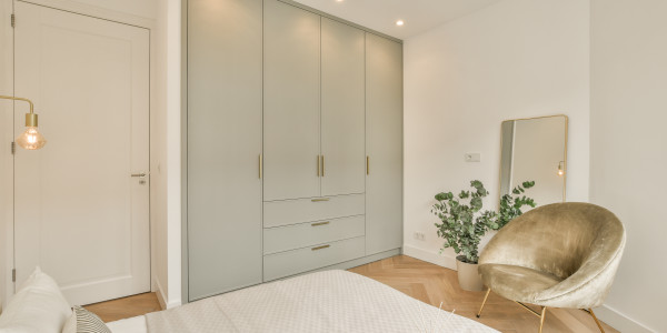 Comprar / Vender Apartamentos y Lofts en Madrid · con Mobiliario y Carpintería a Medida
