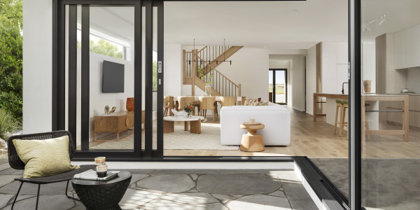Comprar / Vender Casas Unifamiliares y Chalets en Madarcos · con Ventanas Insonorizadas y Aislantes
