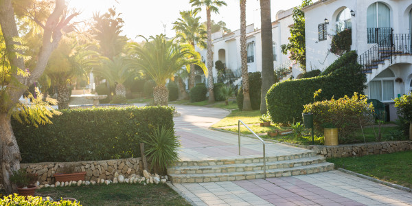 Compraventa de Inmuebles en Villavieja del Lozoya · Villas