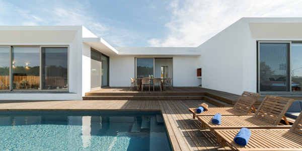Compraventa de Inmuebles en Villavieja del Lozoya · Casas Diseño Minivalista